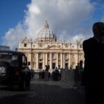 Arrivo_in_San_Pietro_2012