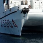 La nave Aretusa, impegnata nel progetto Plastic Busters