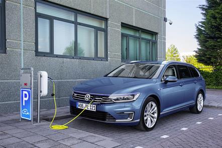 Passat GTE, ibrida plug-in in arrivo