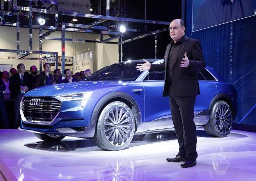 Audi e-tron quattro concept al CES - Ricky Hudi Ricky Hudi, Responsabile Sviluppo Elettronico in AUDI AG